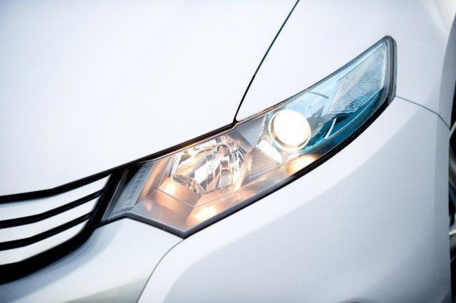  Honda Insight 2009 года  (фото 94 из 172)